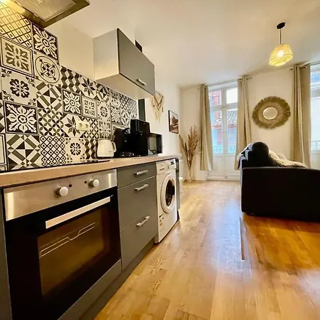 Apartamento Le Petit Balcon De Verdun - Centre *