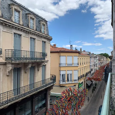 Le Petit Balcon De Verdun - Charme Francais, Central, Balcon, Equipe