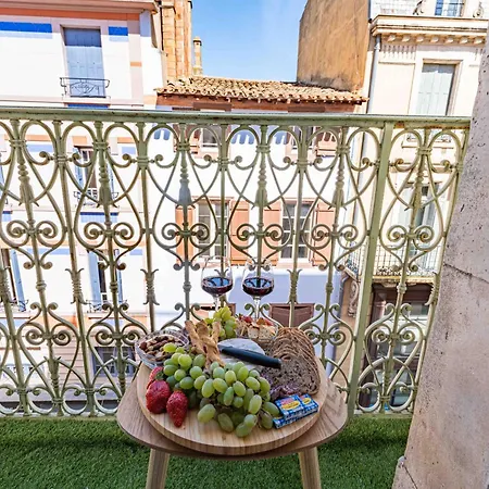 Le Petit Balcon De Verdun - Charme Francais, Central, Balcon, Equipe Apartmán