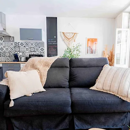 Le Petit Balcon De Verdun - Charme Francais, Central, Balcon, Equipe * Carcassonne