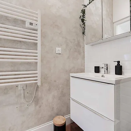 Le Petit Balcon De Verdun - Charme Francais, Central, Balcon, Equipe Apartmán *